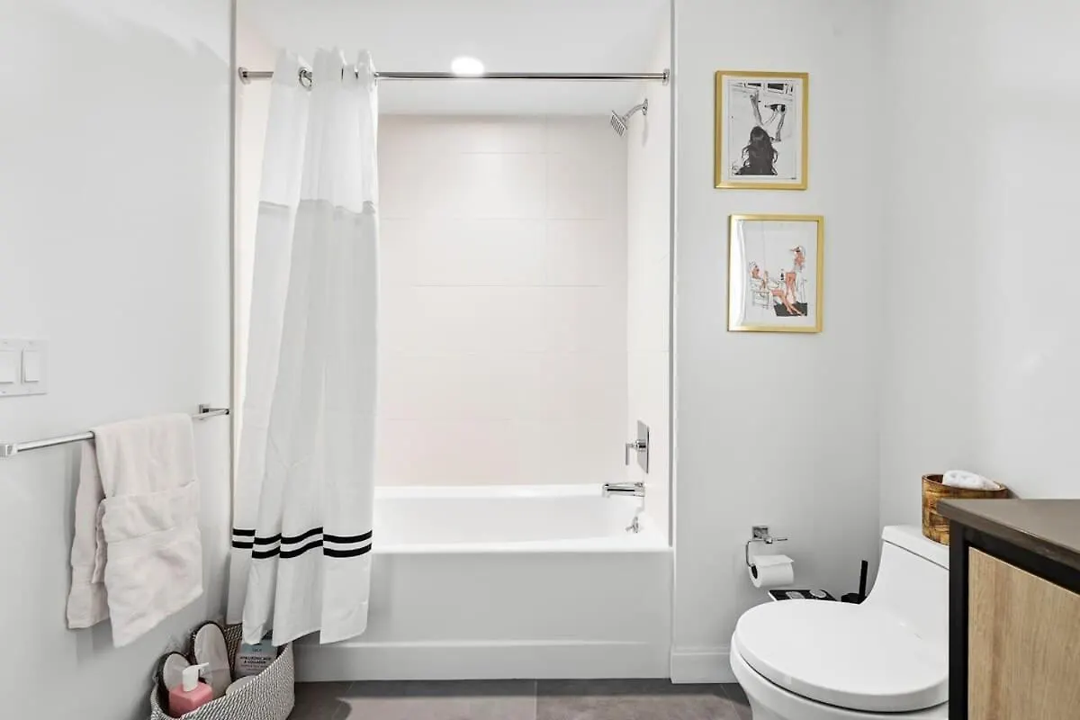 2 Bed 2 Bath Nest For Family Apartment Nashville