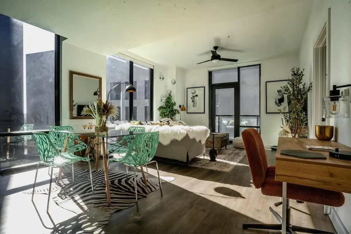 2 Bed 2 Bath Nest For Family Apartment Nashville